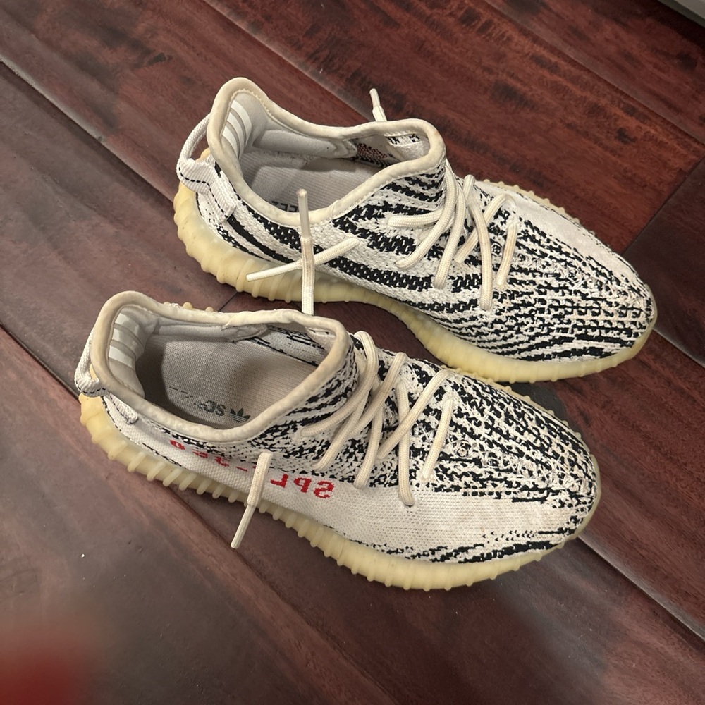 Zebra Yeezy - Picture 2 of 3